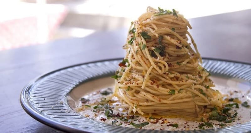 Recipe Main Akis Petretzikis Aglio Olio, Sfirixtra.gr