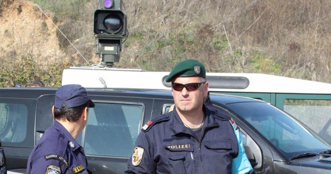1 71, Sfirixtra.gr