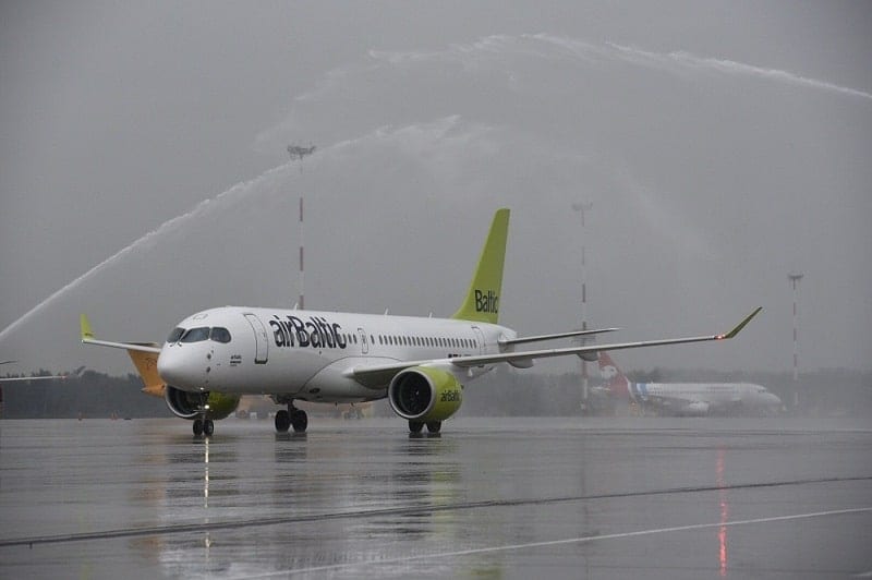 AirBaltic CS300 In LED 3 Sfirixtra, Sfirixtra.gr