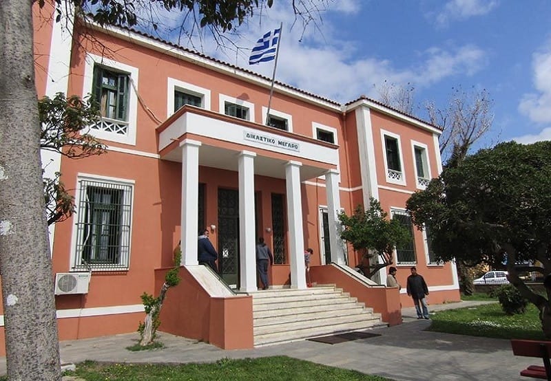 dikasthria-sfirixtra