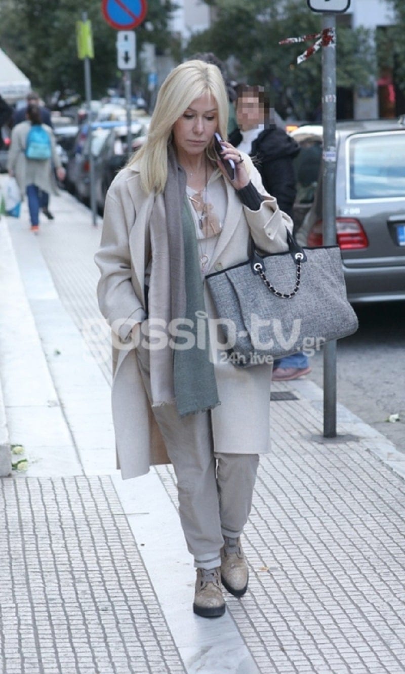 doukakarou-sfirixtra