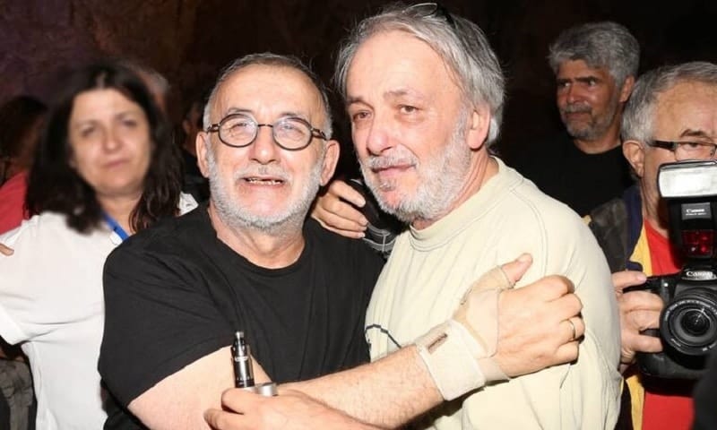 mikroutsikos-sfirixtra