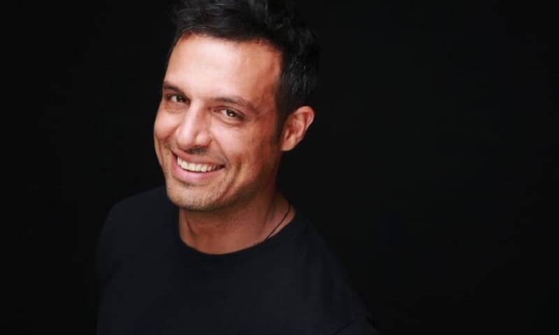 poumpouras-sfirixtra