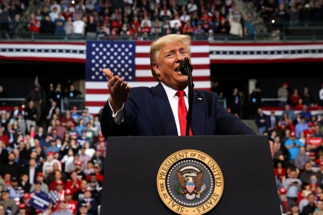 U.S. President Donald Trump rallies with supporters in Manchester, New Hampshire, U.S. February 10, 2020. REUTERS/Jonathan Ernst