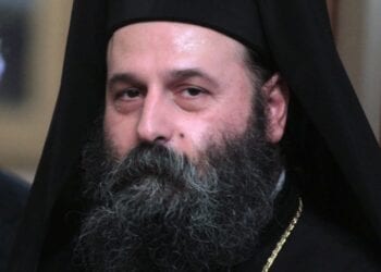 Ο νέος Μητροπολίτης Ιωαννίνων Μάξιμος Παπαγιάννης δίνει τις διαβεβαιώσεις του ενώπιον του Προέδρου της Δημοκρατίας Κάρολου Παπούλια και παρουσία του Μακαριωτάτου Αρχιεπισκόπου Αθηνών και πάσης Ελλάδος Ιερωνύμου στο Προεδρικό Μέγαρο, Αθήνα, Τρίτη 15 Ιουλίου 2014. ΑΠΕ-ΜΠΕ/ΑΠΕ-ΜΠΕ/ΣΥΜΕΛΑ ΠΑΝΤΖΑΡΤΖΗ