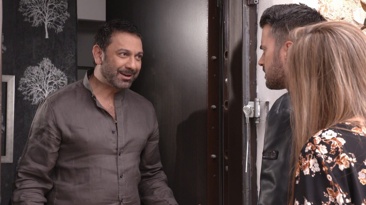 έλα στη θέση μου μιχάλης μαρίνος