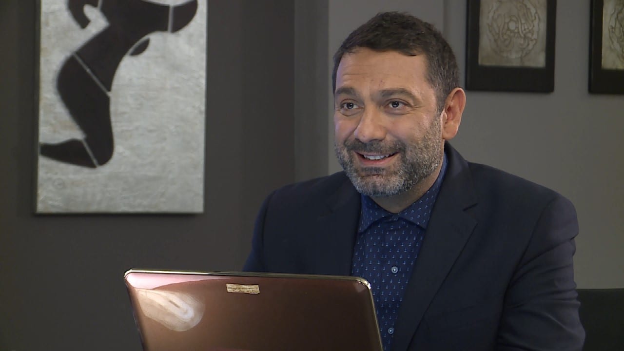 έλα στη θέση μου δαμιανός