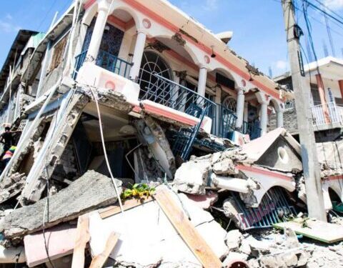 Haiti Earthquake, Sfirixtra.gr