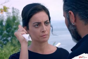 Η Χουμεϊρά έξαλλη στην Ελίφ