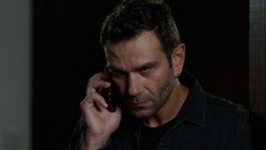 Ο Μάνος στην γη της ελιάς