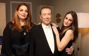 Τόλης Βοσκόπουλος , η σύζυγος και η κόρη του