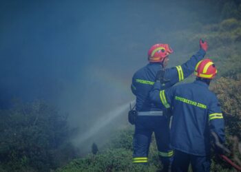 Πυροσβεστική ‘Ερχονται 500 μόνιμες προσλήψεις 350x250, Sfirixtra.gr
