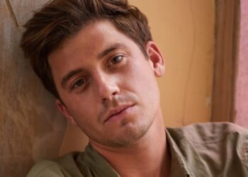 Σασμός: Η επική αντίδραση του Νικηφόρου όταν μαθαίνει για τον έρωτα της μάνας του