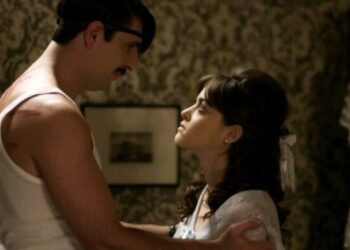 Άγριες Μέλισσες Spoiler: Η Κορίνα αγανακτεί και ζητά διαζύγιο