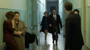 Η Μυρσίνη επιτίθεται στην Ζωή απόψε στις Άγριες Μέλισσες 