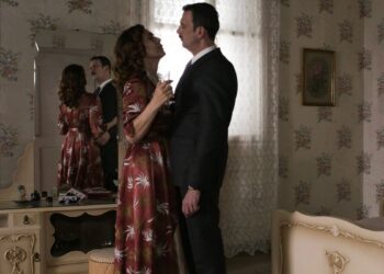 Άγριες Μέλισσες: Ο Δούκας μαθαίνει για την συμμαχία Μυρσίνης και Ακύλα και εξοργίζεται