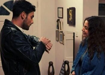 Η Γη της Ελιάς: Άννα και Λεωνίδας φεύγουν από τα κτήματα των Βρεττάκων - Σε σοκ ο Μάνος