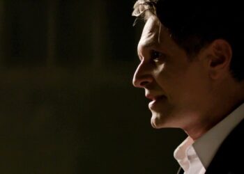 Ο Ακύλας στις Άγριες Μέλισσες