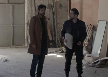 Ο Αστέρης και ο Μαθιός στη σειρά Σασμός μιλούν για την κρίση