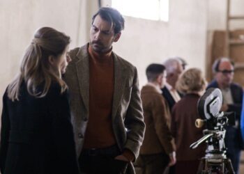 Η Δρόσω και ο Κωνσταντής στις Άγριες Μέλισσες