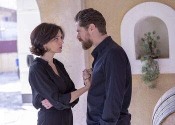 Ο Μαθιός και η Βασιλική αγκαλιά