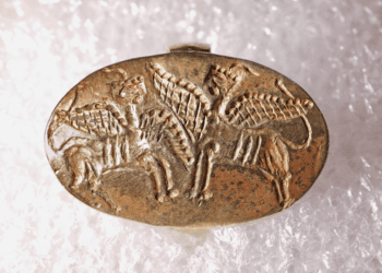 Επέστρεψε στην Ελλάδα χρυσό μυκηναϊκό δαχτυλίδι που εκλάπη από τη 350x250, Sfirixtra.gr