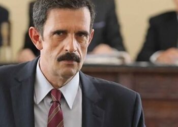 Άγριες Μέλισσες Δούκας Σεβαστός