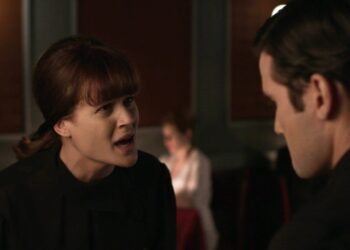 Ρένα Νικηφόρος Άγριες Μέλισσες