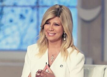 Η παρουσιάστρια του STAR, Ζήνα Κουτσελίνη