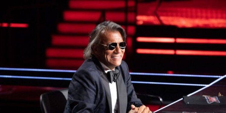 Ο Ηλίας Ψινάκης στο X Factor