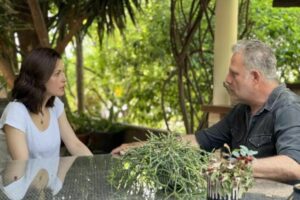 Η Γη της Ελιάς - Η Εύα λυγίζει: «Μου λείπεις πολύ Στάθη»