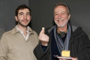 Η Γη της Ελιάς: Γιος γνωστού ηθοποιού στη σεναριακή ομάδα της σειράς