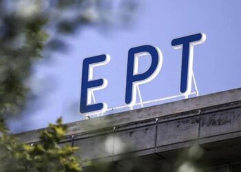 ΕΡΤ: Αποχώρησε έξαλλη με αιχμές