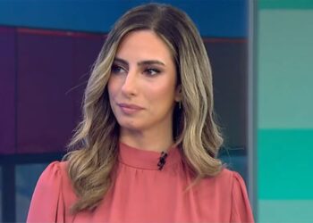 Η παρουσιάστρια Λένα Φλυτζάνη