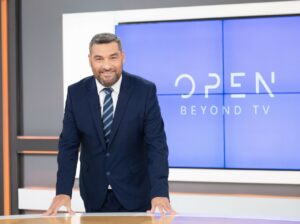 Ο Μάνος Νιφλής στο OPEN