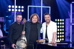 Ένα Τραγούδι Ακόμα πρεμιέρα - Πυροβολάκης