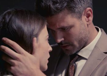 Παγιδευμένοι πρώτο επεισόδιο