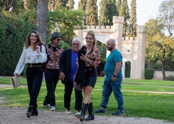 Εικόνα από την πρεμιέρα των Αόρατων στην cosmote tv