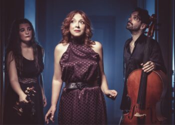 Ελένη Ράντου - Συνέντευξη: «Ξαναβρίσκω έναν λόγο για να κάνω θέατρο»