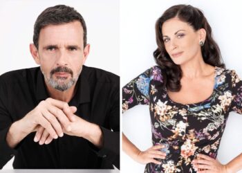 Μαύρο Ρόδο Θέμης Πολυξένη