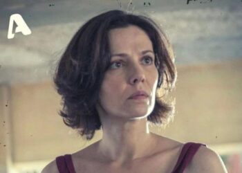 Η Βασιλική που αγριοκοιτάζει τον Μαθιό