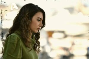 Η Στέλλα που σκέφτεται τι έκανε στο Σασμό