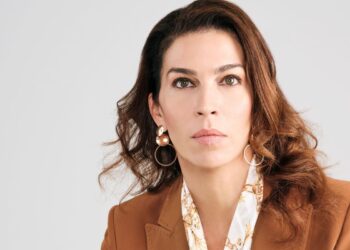 Ηλέκτρα Νικολούζου: Το τέλος της Αγγελικής, η επιτυχία του Μαύρου Ρόδου και η μυθοπλασία