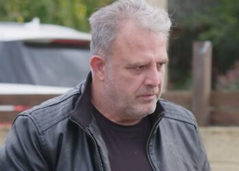 Η Γη της Ελιάς: Ο Στάθης γίνεται μάρτυρας αρπαγής ανηλίκου