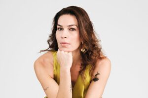 Ηλέκτρα Νικολούζου