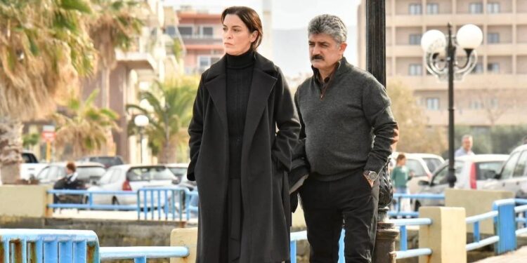 Sasmos Antwnis Marina 750x375, Sfirixtra.gr
