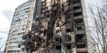 Αεροπορική επιδρομή της Ρωσίας στο Κίεβο – Οι αρχές καλούν 360x180, Sfirixtra.gr