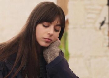 Η Ευτυχία στην γη της ελιάς