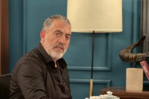 Η Γη της Ελιάς Spoiler: Ο Δημοσθένης παραιτείται από Δημοτικός σύμβουλος