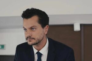 Φοίβος Μαρκιανός: O εισαγγελέας της Γης της Ελιάς αποκαλύπτεται 